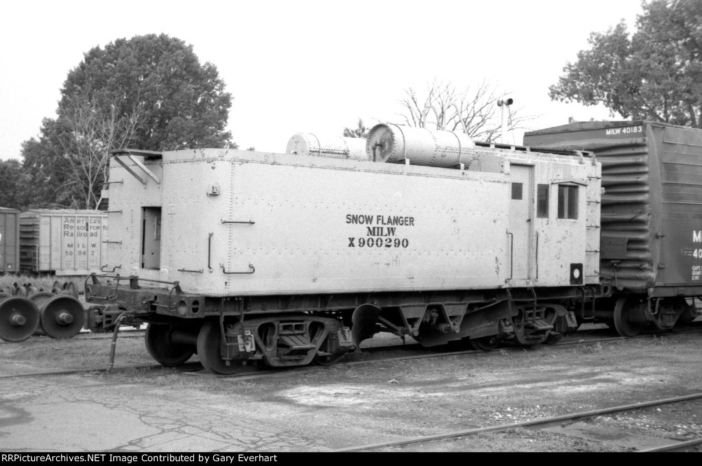 MILW Snow Flanger #X900290 - Milwaukee Road